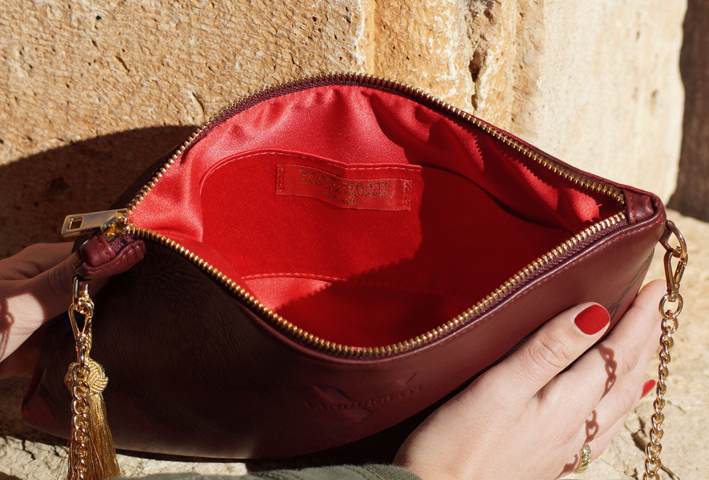 Fallera flowers Cristie leather bag with Swarovski – Bolso Cuero Granate 2 Vanguerati