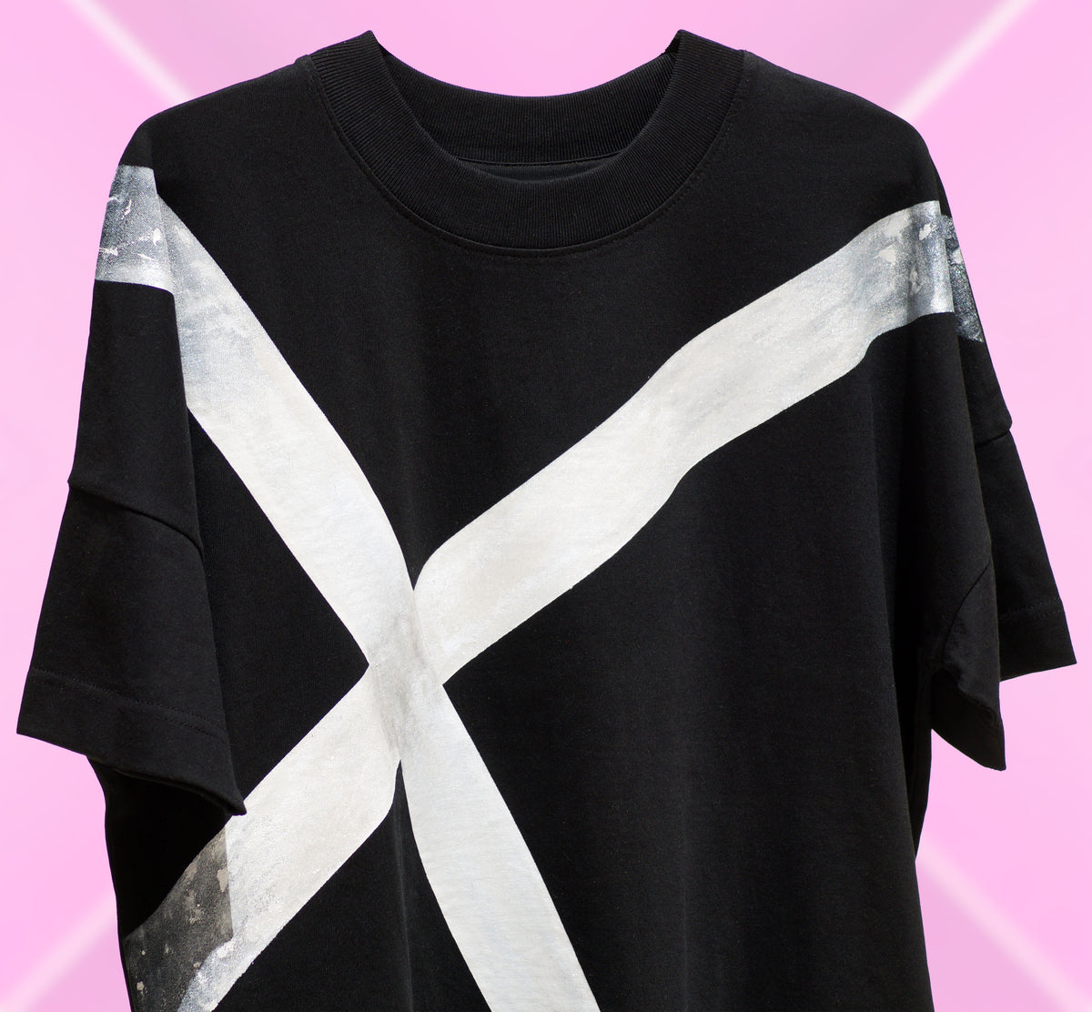 X black hand-painted T-shirt – X Tshirt Front 4 Vanguerati