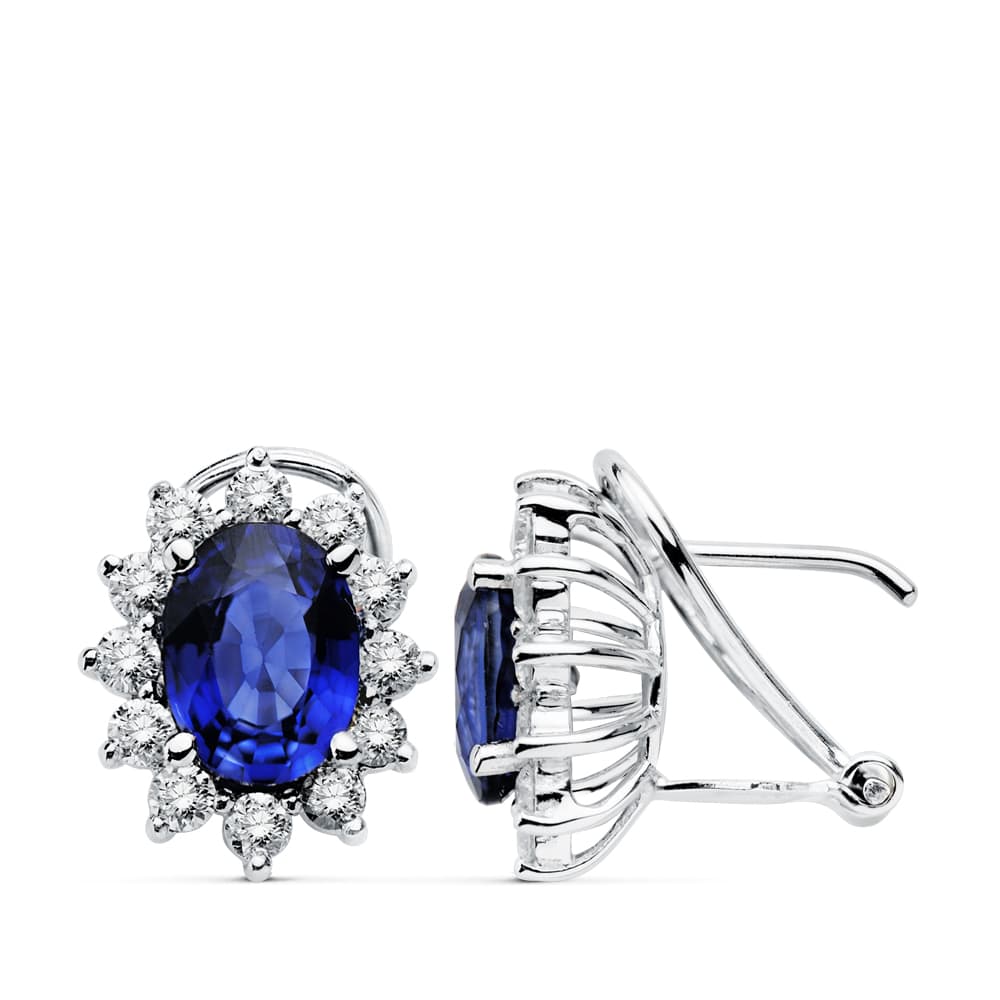 Oval sapphire earrings: 18 kt white gold with 3.26ct sapphires and 0.84ct diamonds