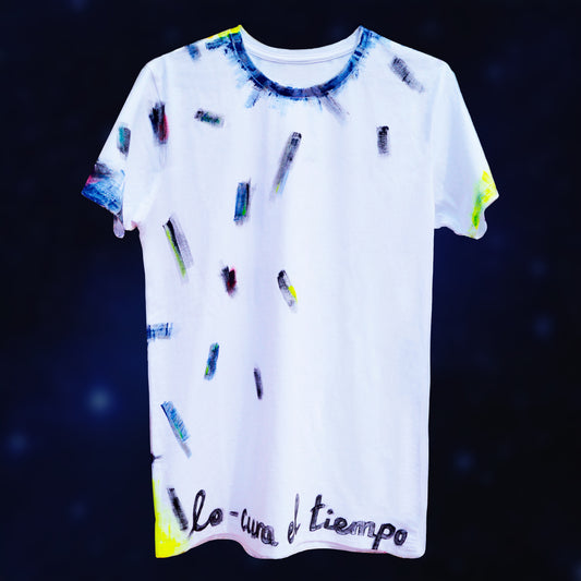 Locura el tiempo handpainted t-shirt