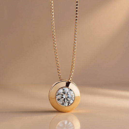Round necklace: 18 kt yellow gold