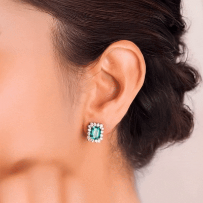 Rectangular emerald earrings: 18 kt white gold with 3ct emeralds and 1.12ct diamonds