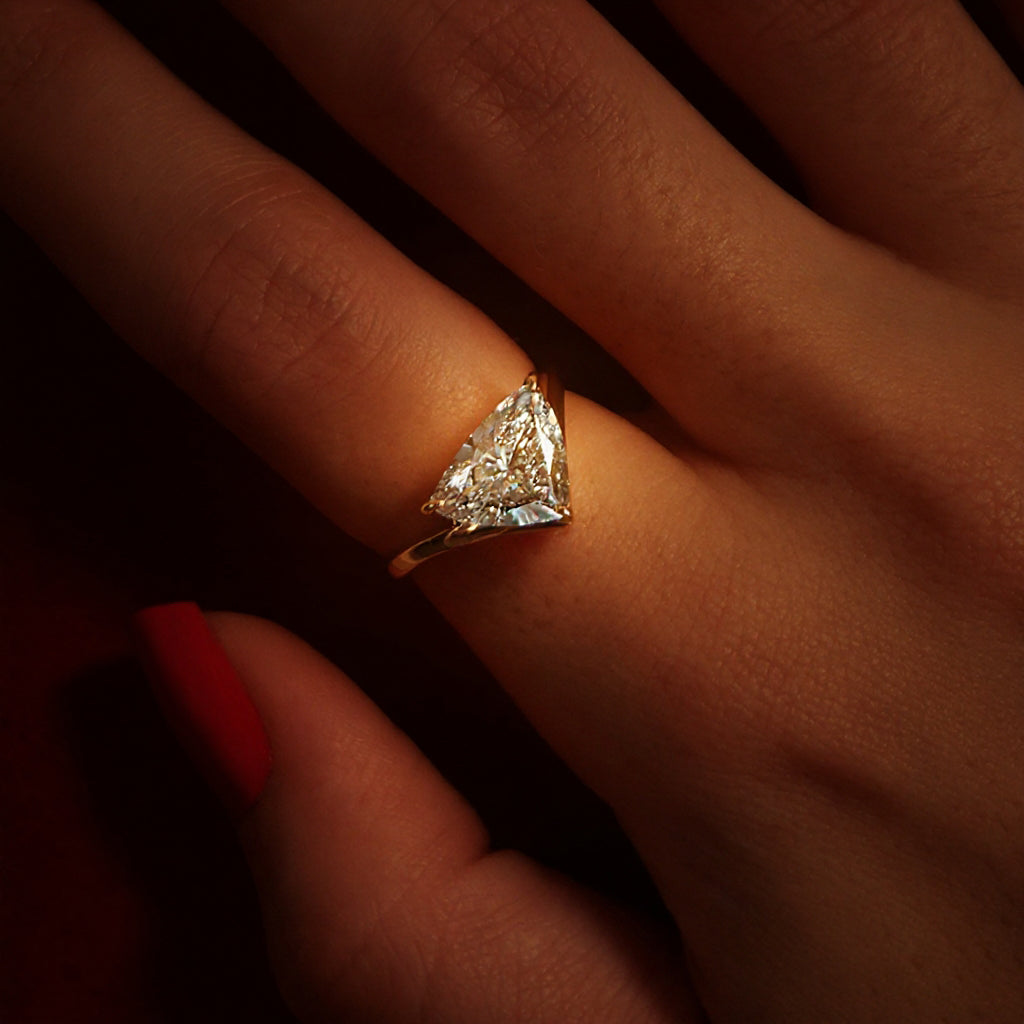 Victoria ring | yellow gold 2ct diamond