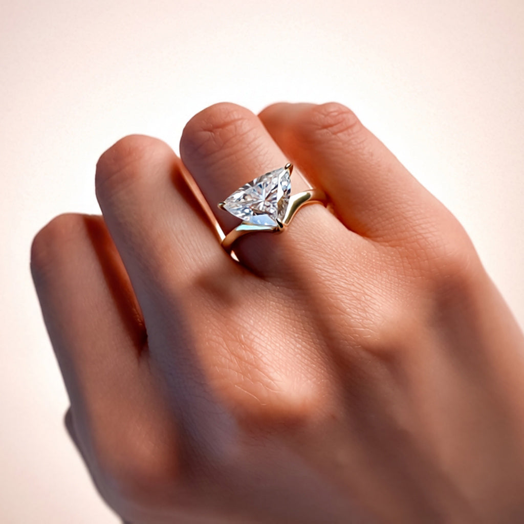 Victoria ring | yellow gold 2ct diamond